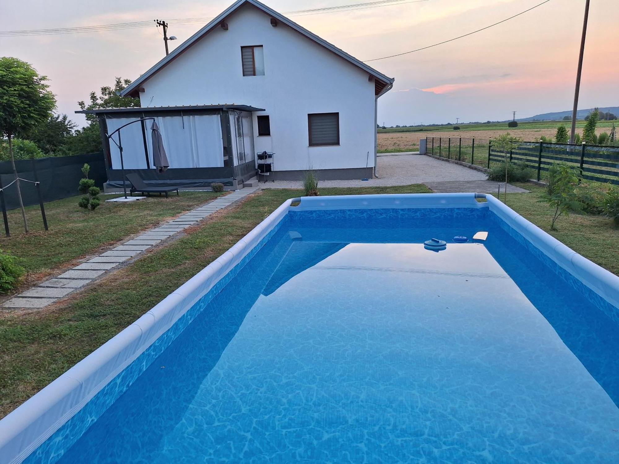 Вилла Kuca Za Odmor Domus Alba Branjin Vrh Экстерьер фото